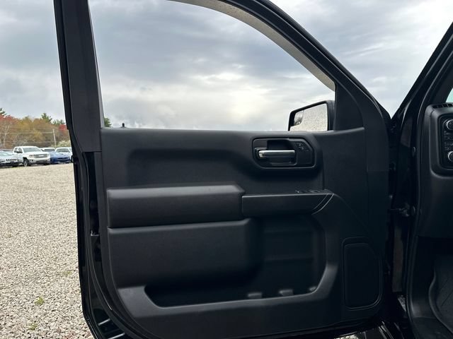Used 2025 Chevrolet Silverado 1500 W/T w/ WT Value Package AWD/4WD image 17