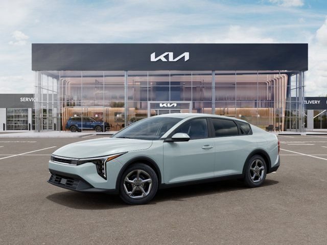 New 2026 Kia K4 FWD image 4
