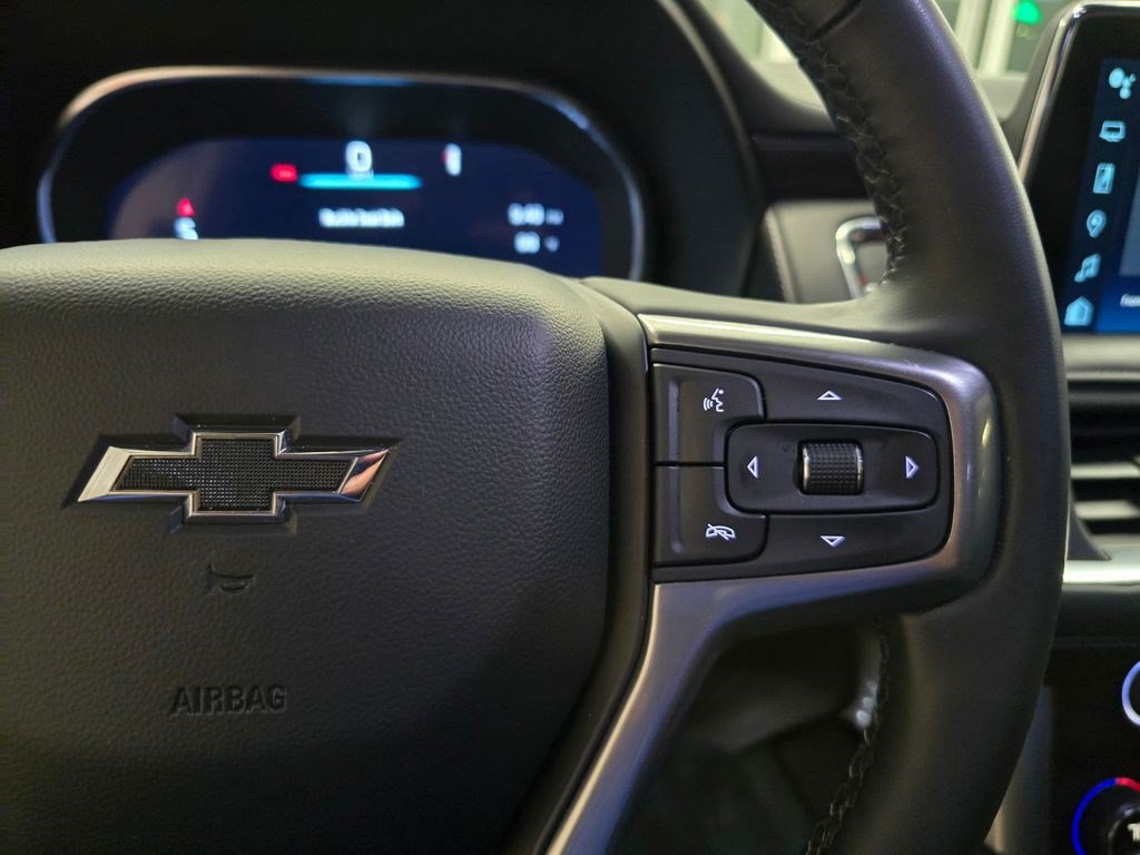 Used 2024 Chevrolet Tahoe Z71 w/ Luxury Package AWD/4WD image 21