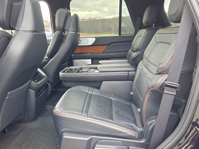 Used 2024 Lincoln Navigator Black Label image 13