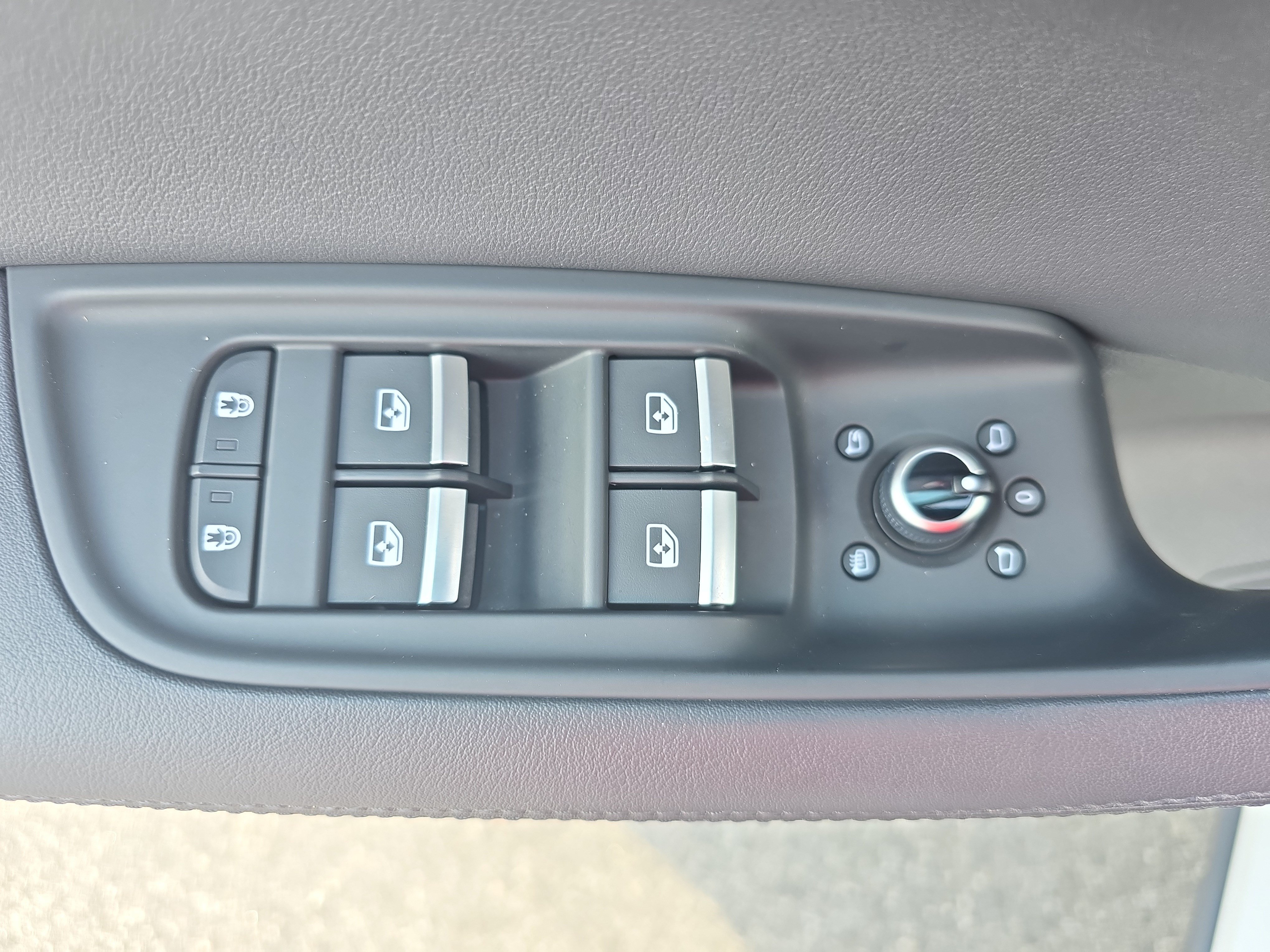 Used 2023 Audi Q7 2.0T Premium Plus w/ Premium Plus Package AWD/4WD image 26