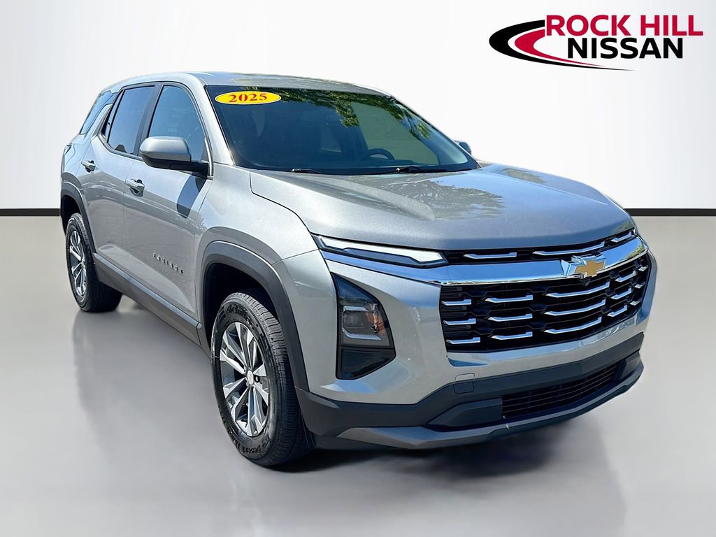 Used 2025 Chevrolet Equinox LT FWD image 1