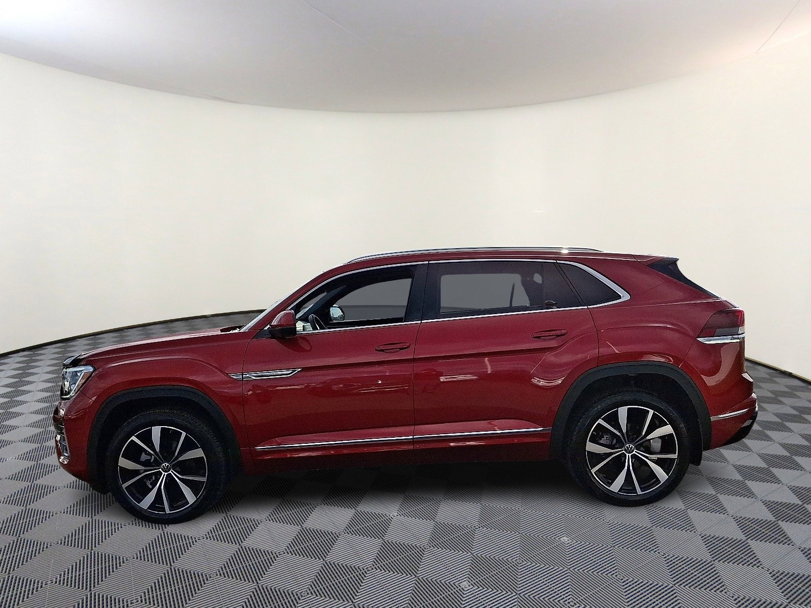 Used 2025 Volkswagen Atlas Cross Sport SEL Premium R-Line image 4