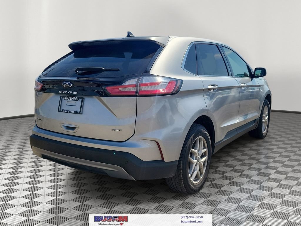 Used 2023 Ford Edge SEL AWD/4WD image 4