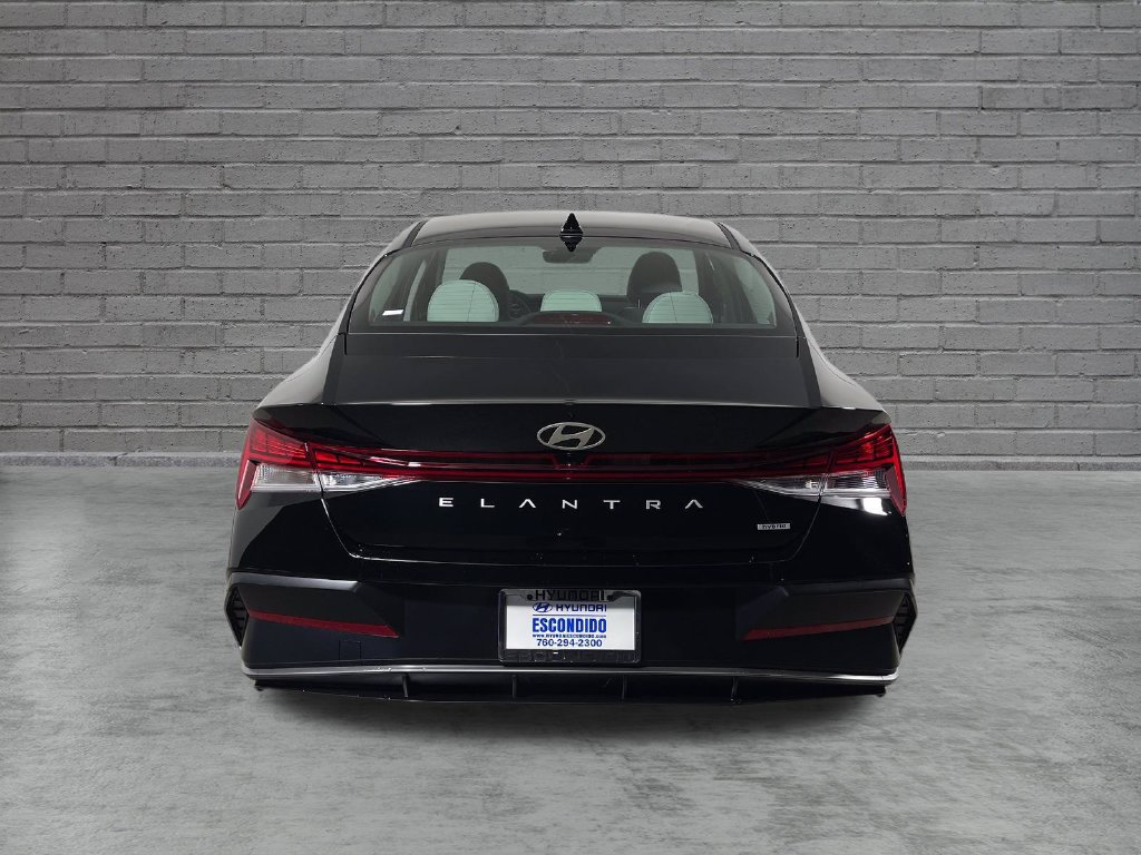 New 2026 Hyundai Elantra Limited FWD image 4