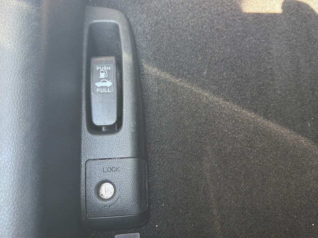 Used 2017 Honda Accord EX-L image 21