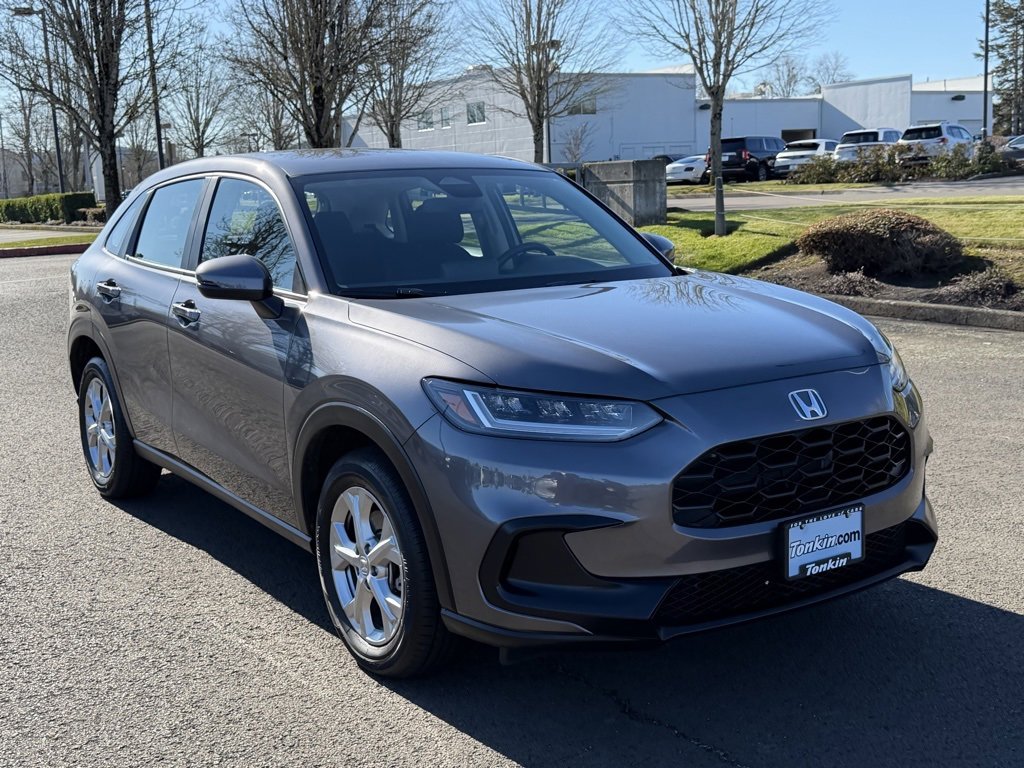 Used 2025 Honda HR-V LX image 2