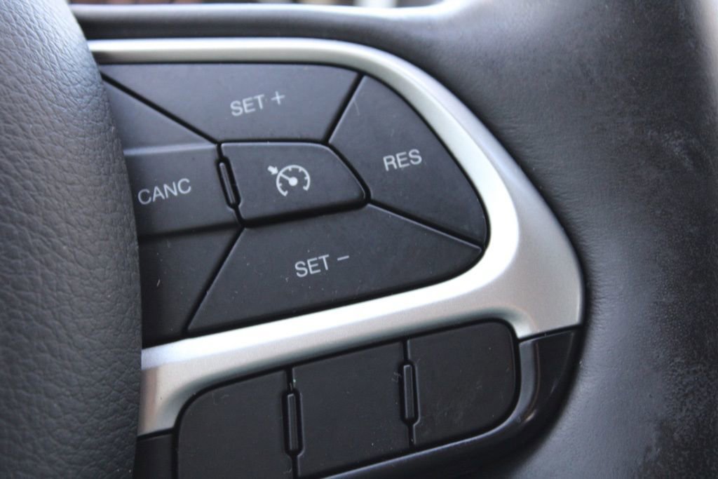 Used 2019 Jeep Compass Altitude image 29