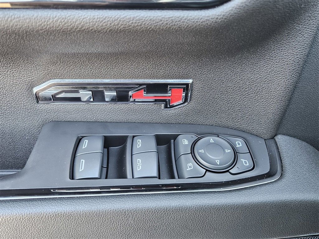 Used 2023 GMC Sierra 1500 AT4 w/ AT4 Premium Package image 11