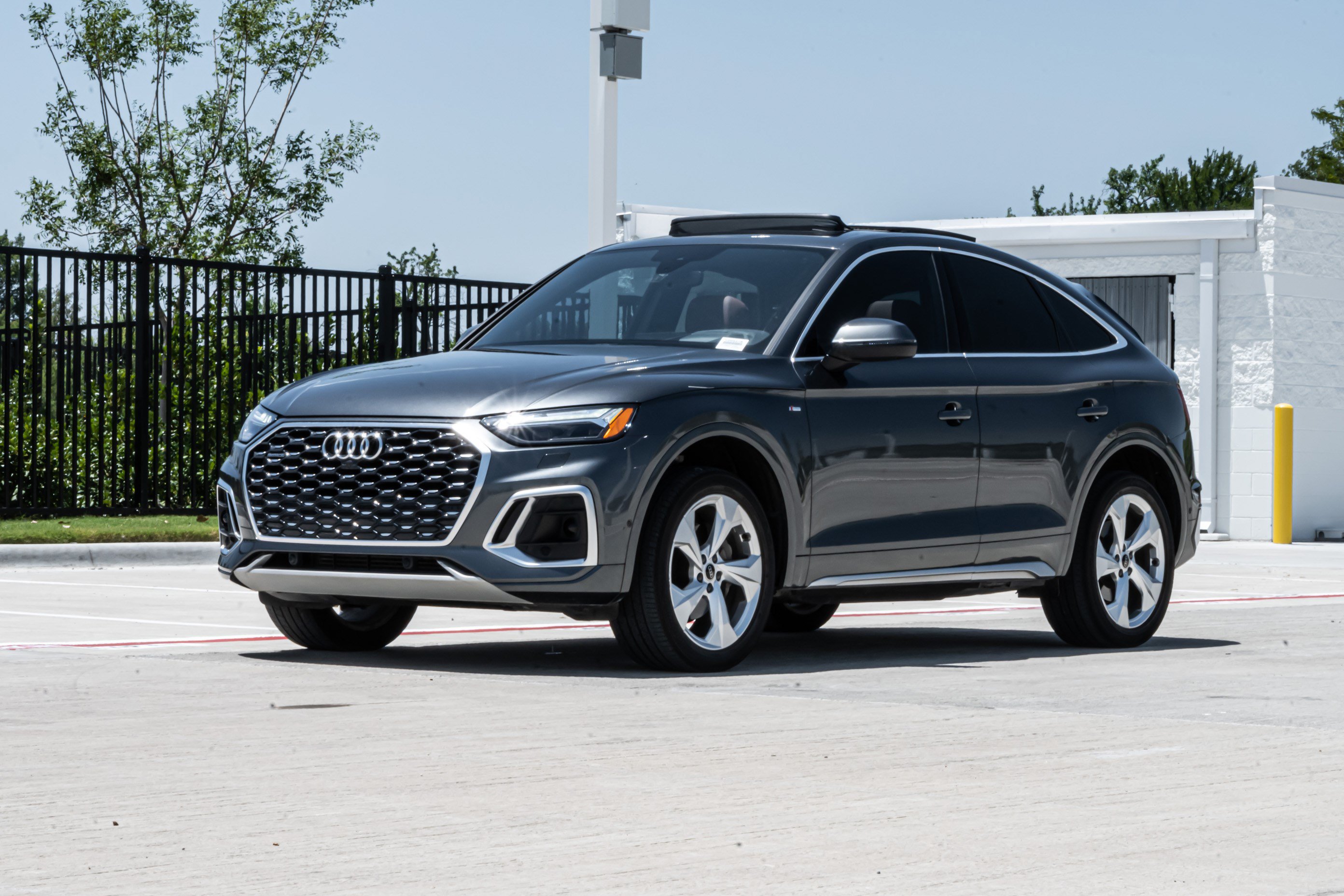 Used 2023 Audi Q5 2.0T Prestige w/ Prestige Package AWD/4WD image 5
