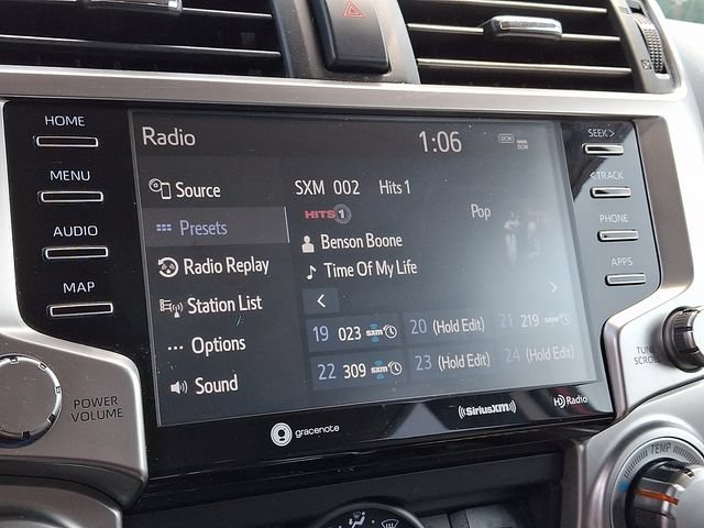 Used 2020 Toyota 4Runner SR5 AWD/4WD image 19