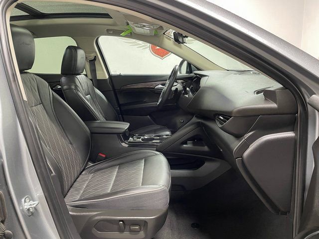 Used 2023 Buick Envision Avenir image 26