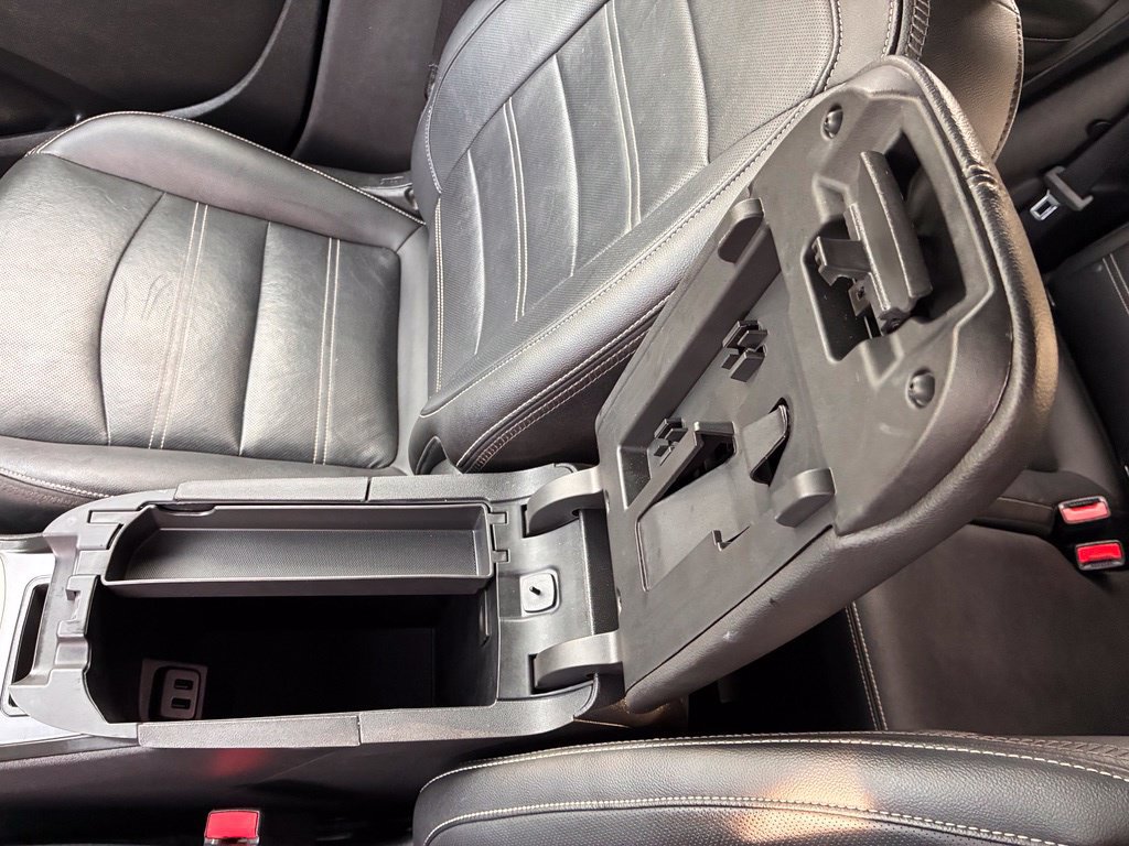 Used 2023 GMC Terrain Denali AWD/4WD image 43