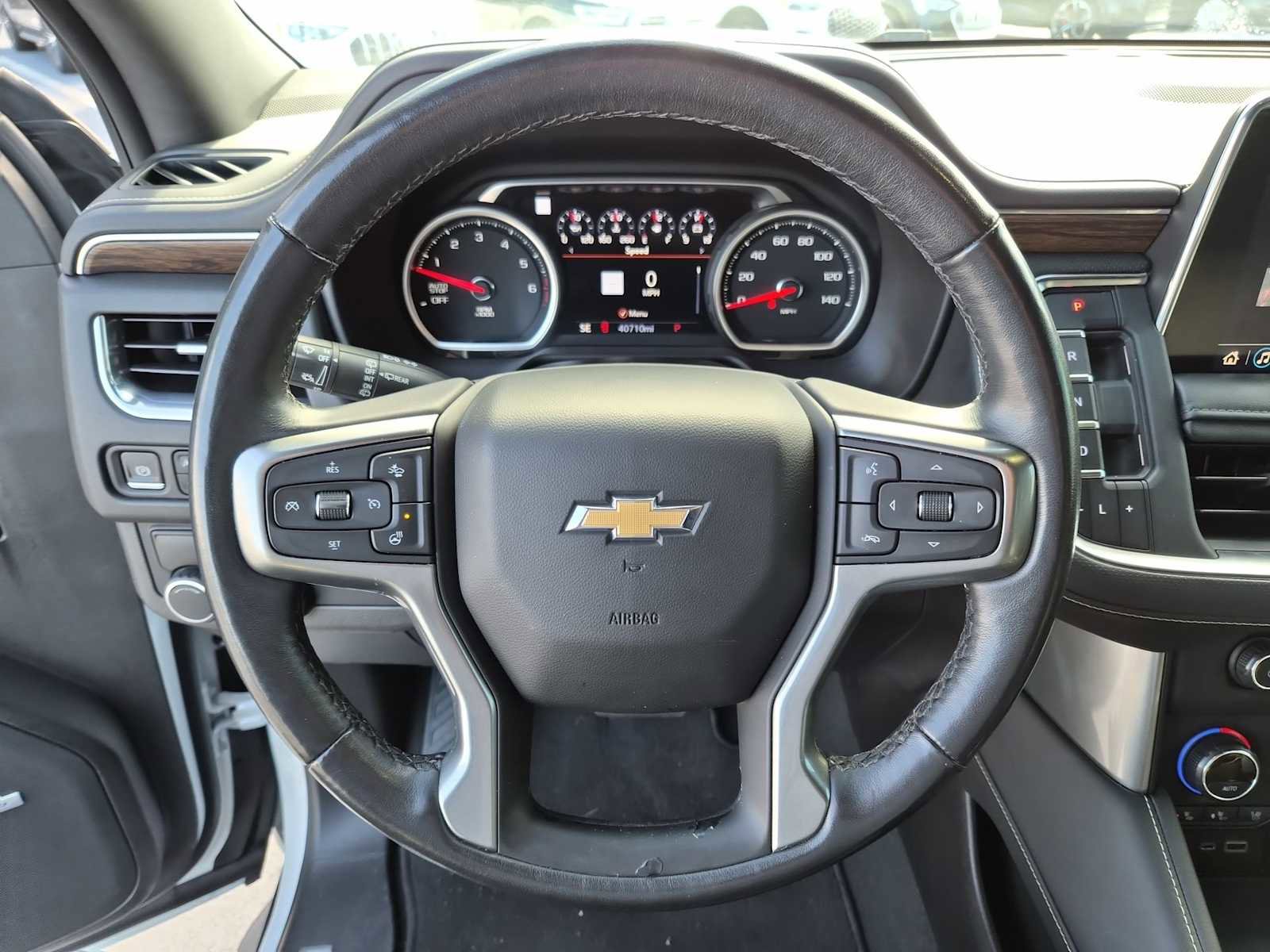 Used 2021 Chevrolet Suburban Premier image 19