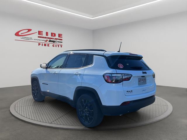 New 2026 Jeep Compass Altitude image 3