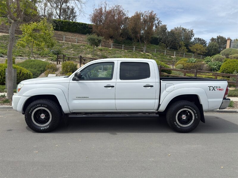 Used 2011 Toyota Tacoma PreRunner w/ TRD Off-Road Pkg RWD image 7