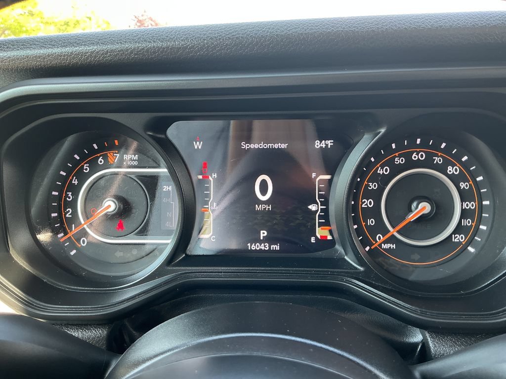 Certified 2024 Jeep Gladiator Sport AWD/4WD image 18