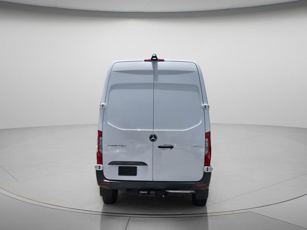 Used 2025 Mercedes-Benz Sprinter 2500 image 6