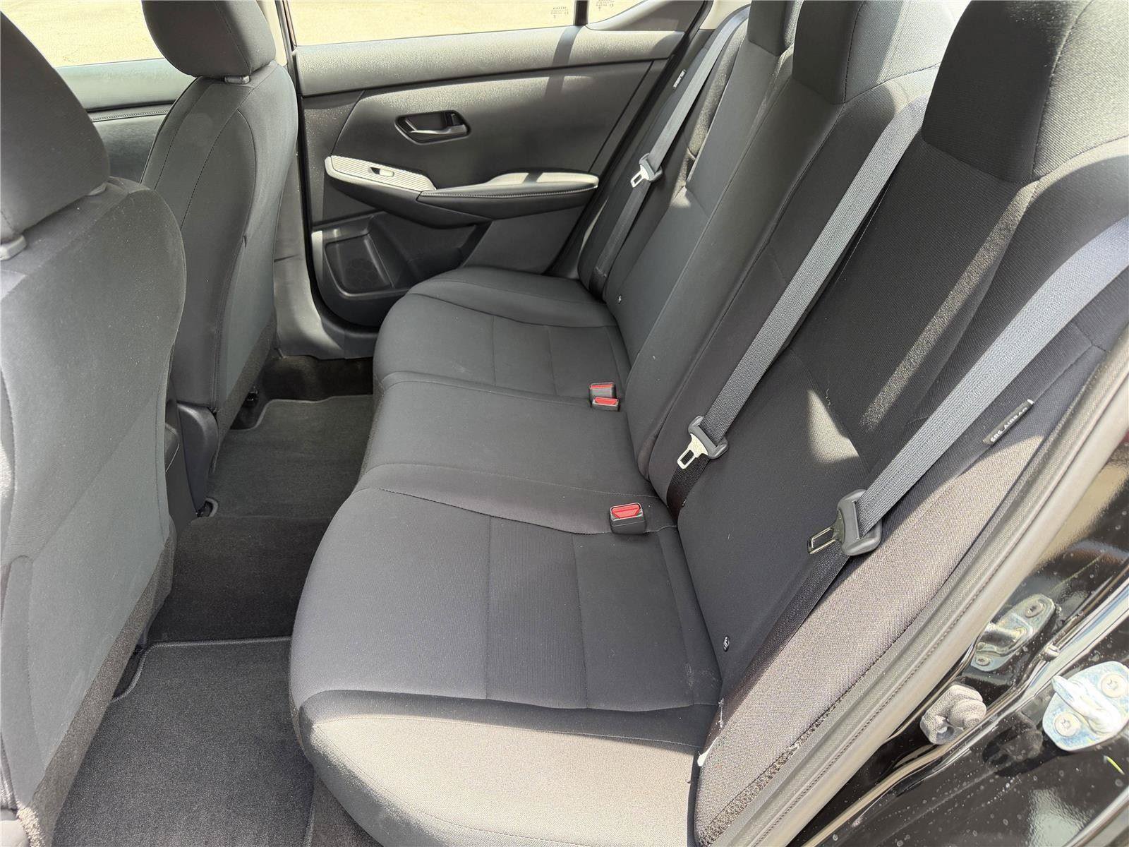 Used 2024 Nissan Sentra S FWD image 29