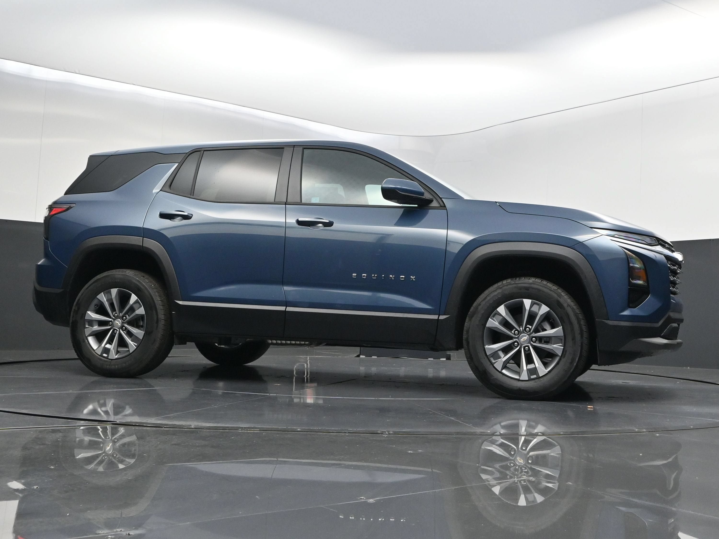 New 2027 Chevrolet Equinox LT FWD image 47