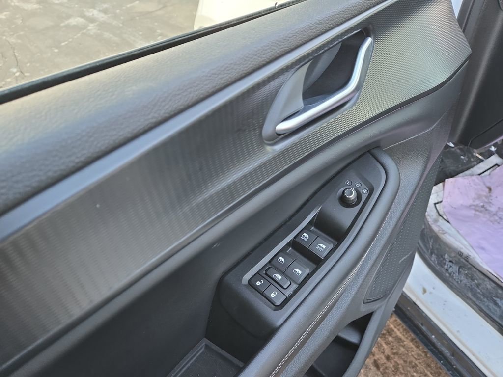 Used 2023 Jeep Grand Cherokee L Laredo image 11