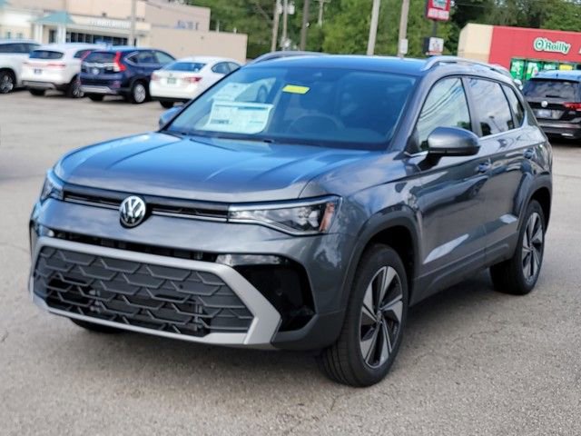 New 2025 Volkswagen Taos SE image 8