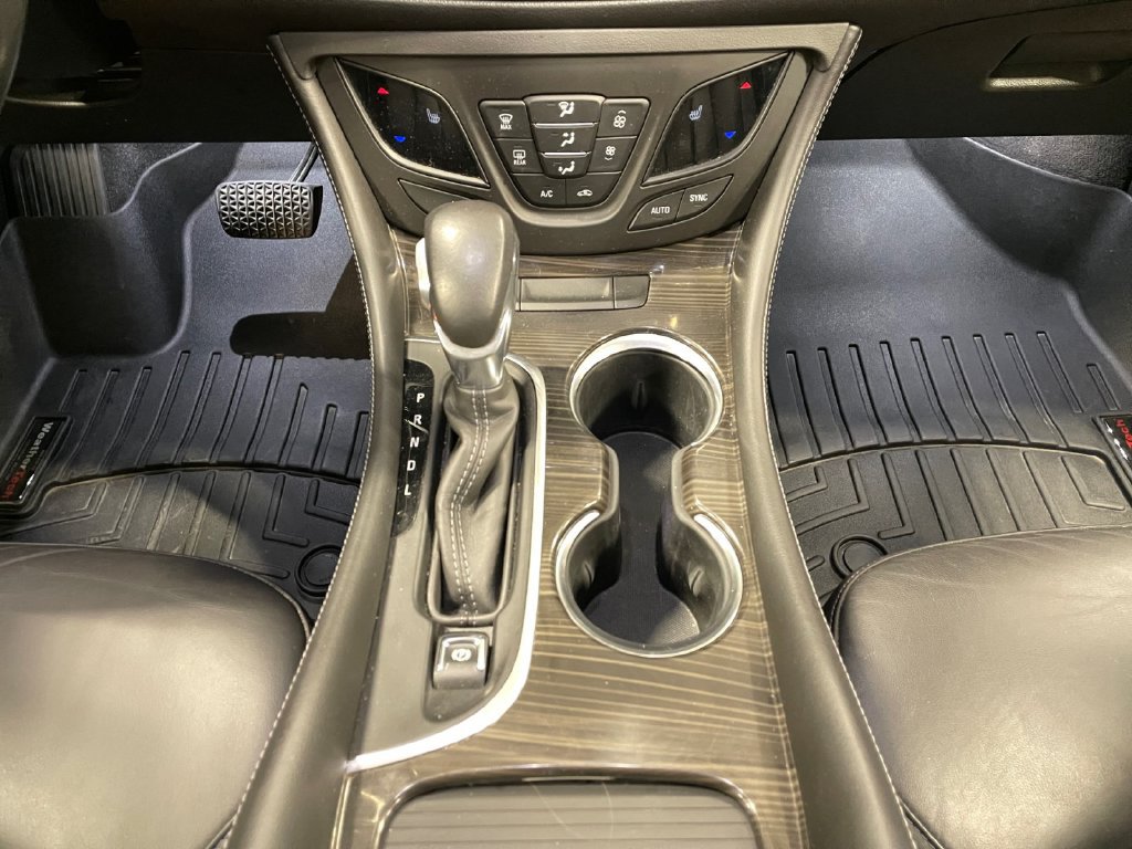 Used 2019 Buick Envision Essence AWD/4WD image 11