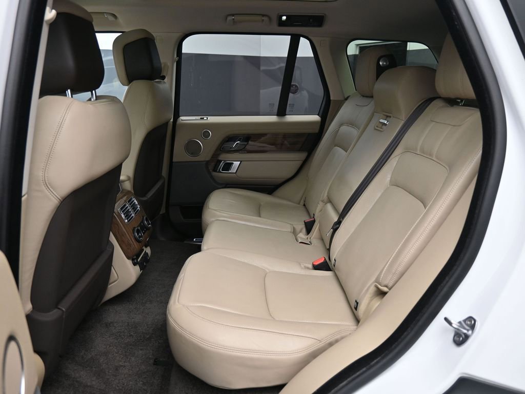 Used 2019 Land Rover Range Rover HSE image 25