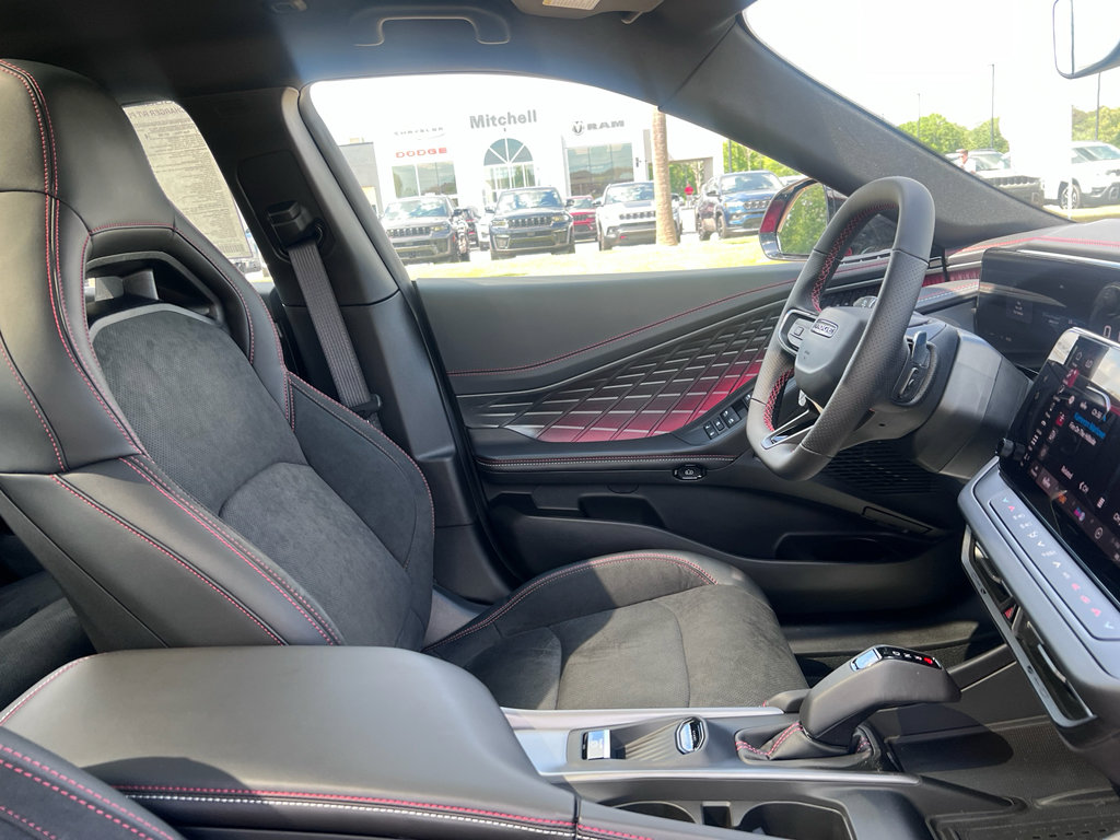 New 2026 Dodge Charger R/T AWD/4WD image 13