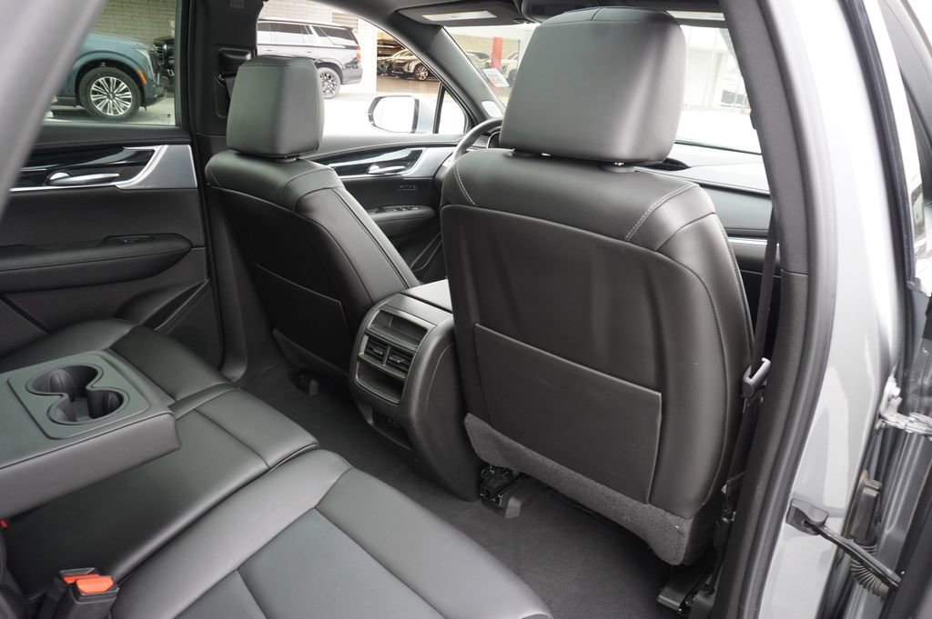 Certified 2025 Cadillac XT5 Premium Luxury image 10