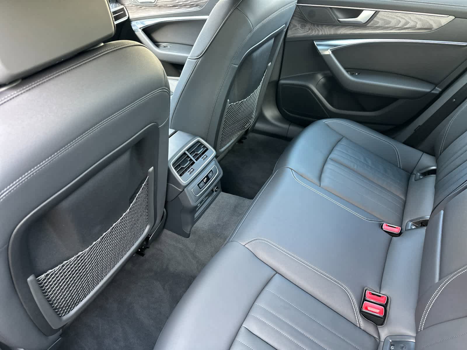 Used 2025 Audi A6 2.0T Premium w/ Convenience Plus Package AWD/4WD image 4