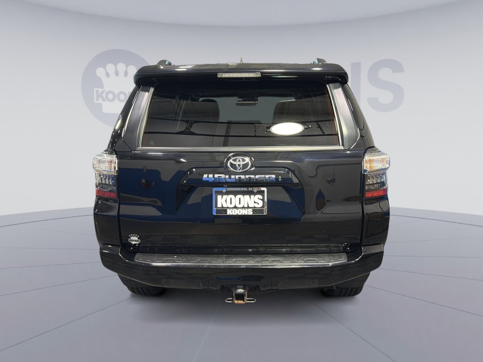 Used 2020 Toyota 4Runner SR5 Premium w/ Moonroof Package AWD/4WD image 5