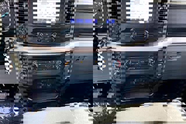 Used 2022 Ford F150 XLT w/ Trailer Tow Package image 33