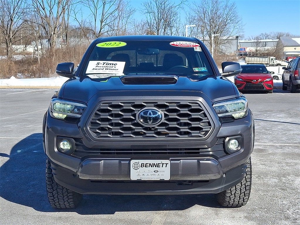 Certified 2022 Toyota Tacoma TRD Sport w/ Technology Package image 2