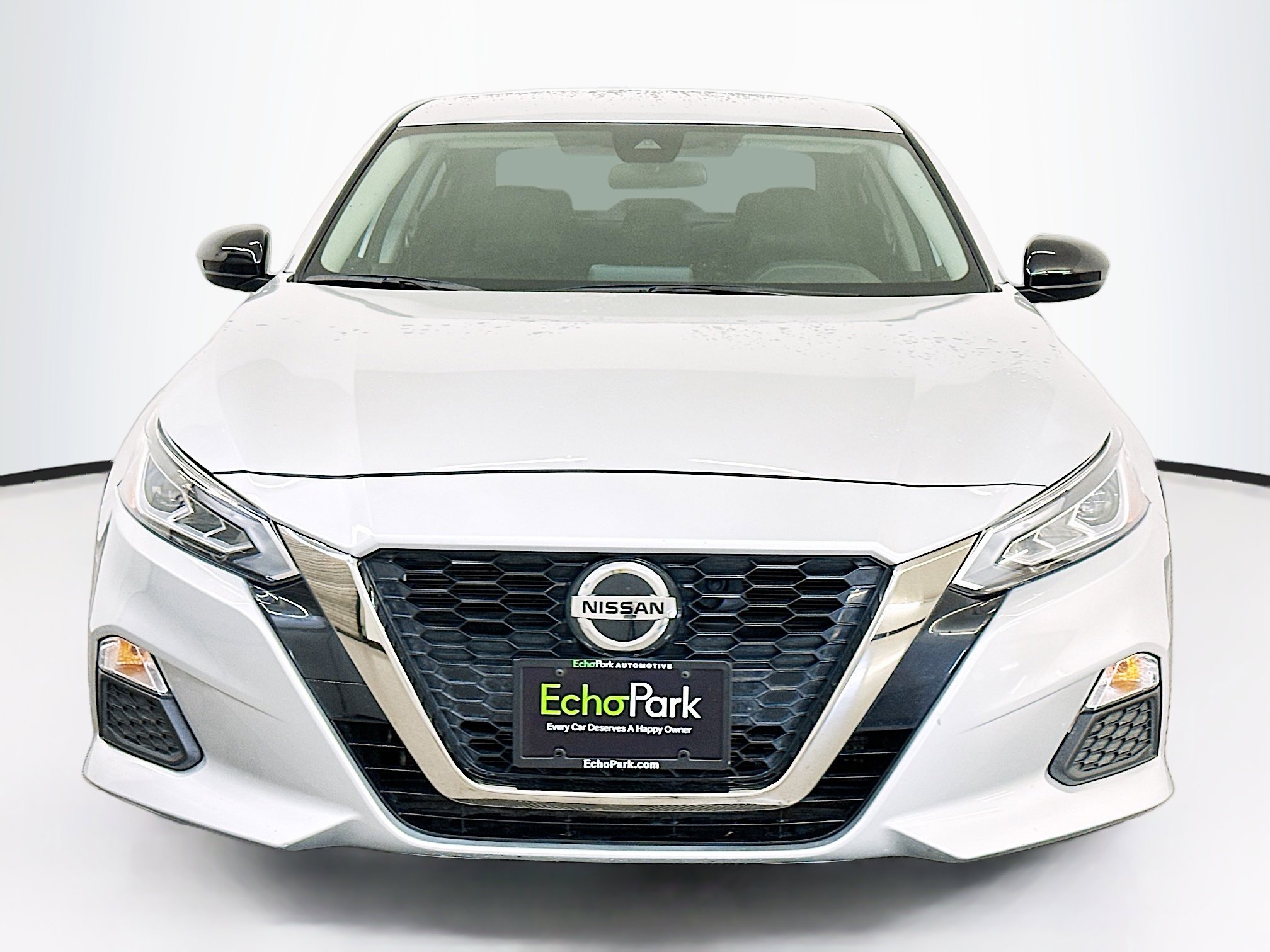 Used 2022 Nissan Altima 2.5 SR image 2