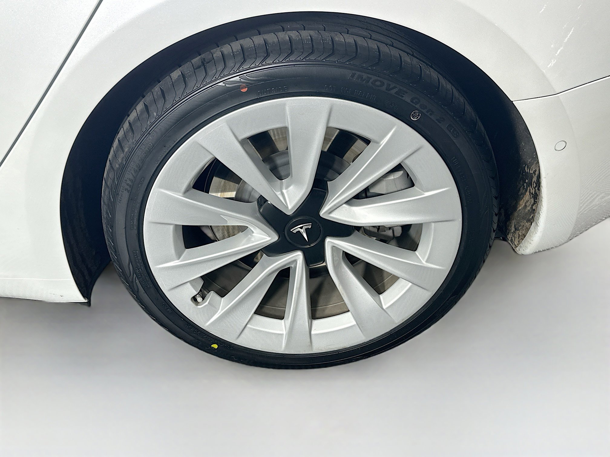 Used 2021 Tesla Model 3 Standard Range Plus RWD image 11