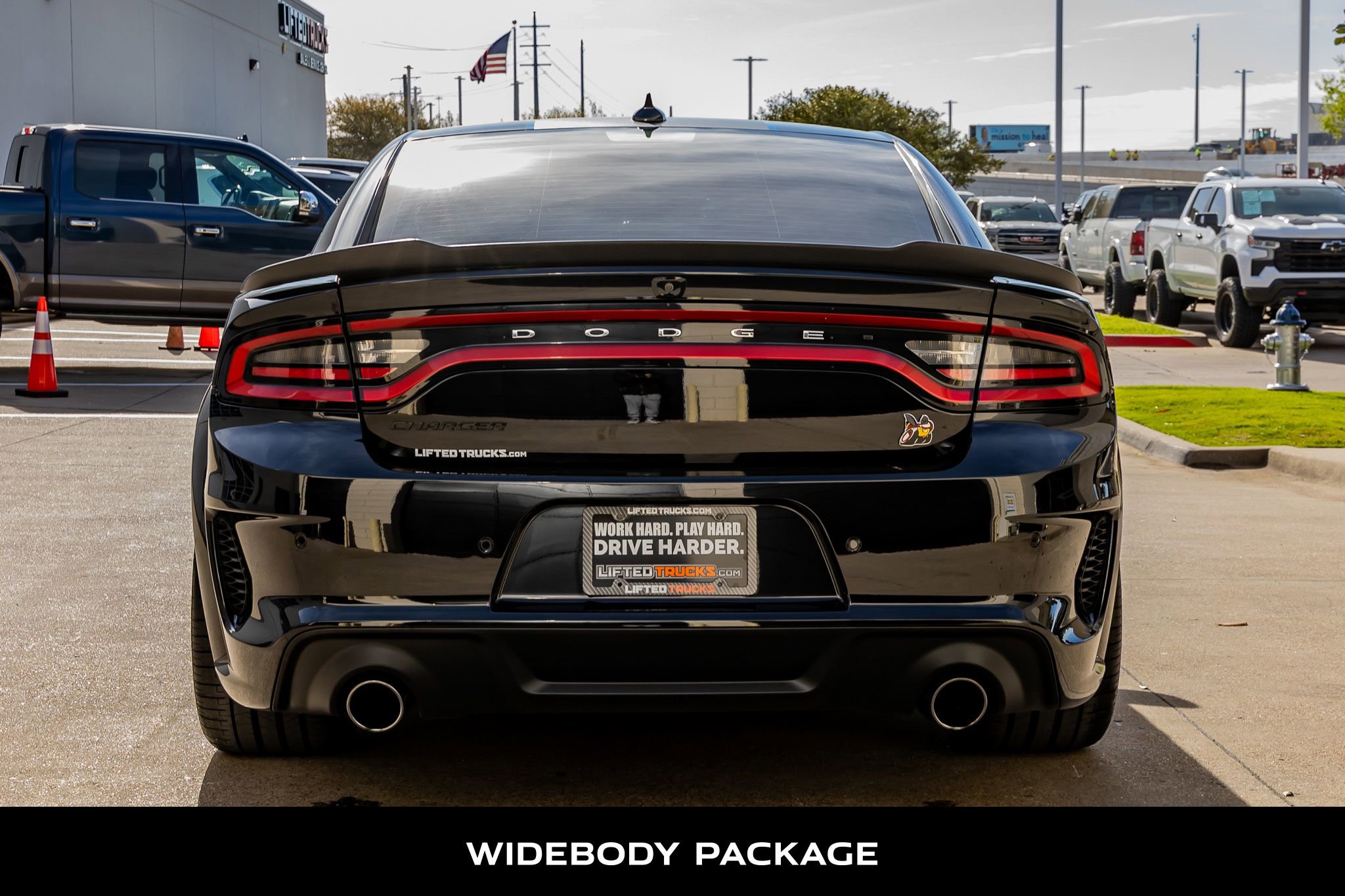 Used 2023 Dodge Charger Scat Pack RWD image 7