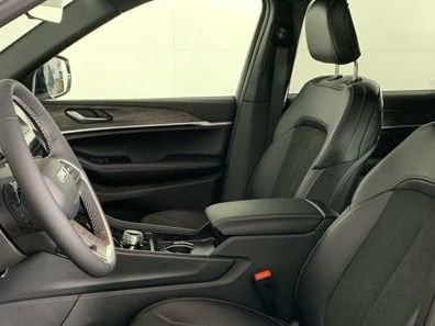 New 2026 Jeep Grand Cherokee L Altitude image 9