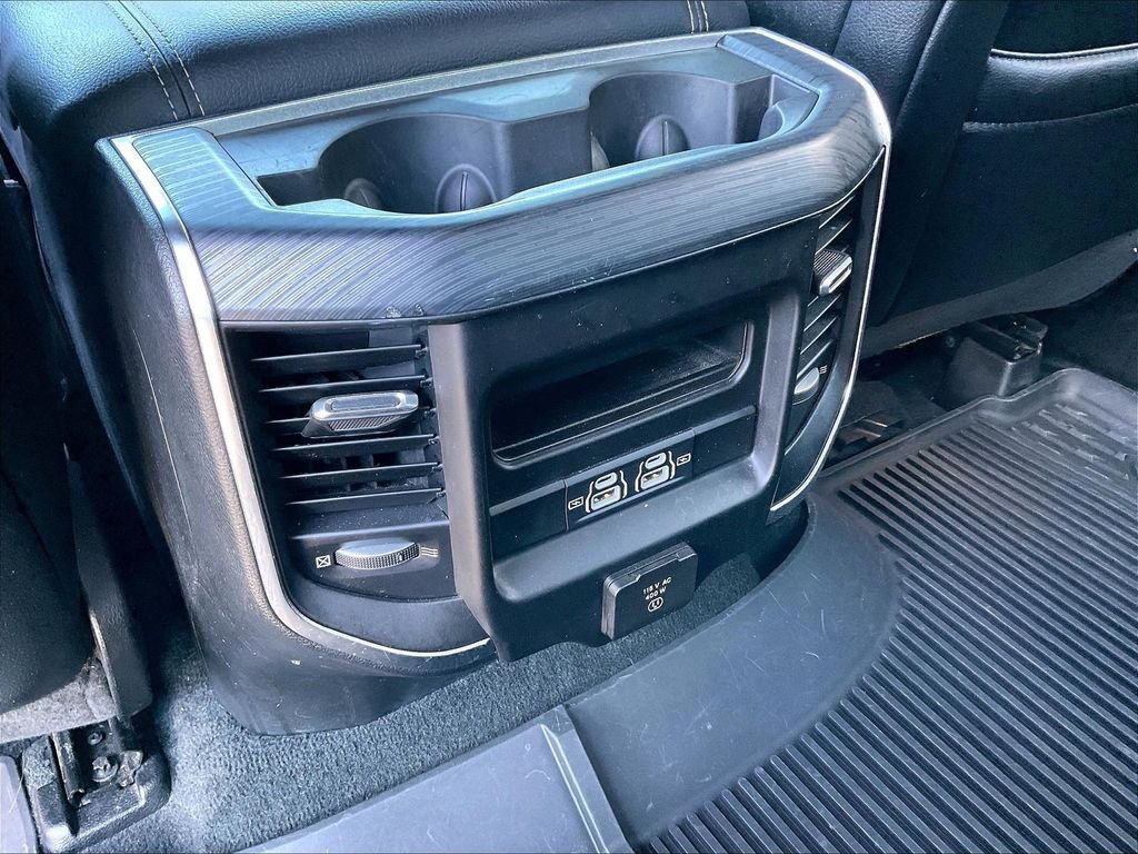 Used 2023 RAM 1500 Laramie AWD/4WD image 26