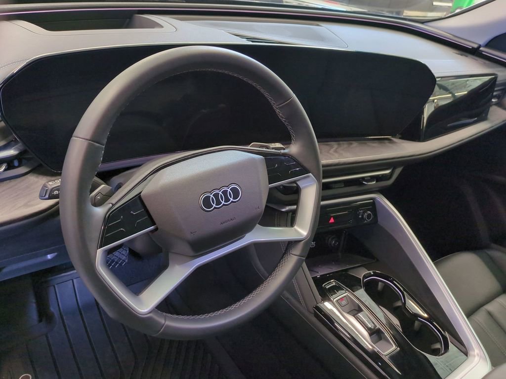 Used 2025 Audi Q5 Premium Plus w/ Premium Plus image 16