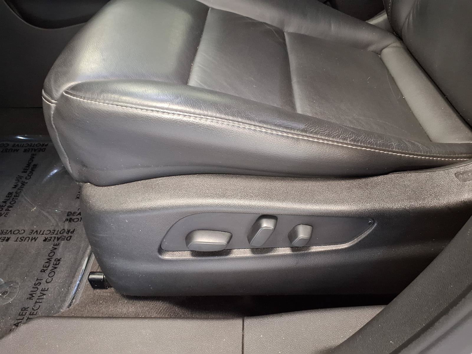 Used 2021 Cadillac XT4 Premium Luxury FWD image 22