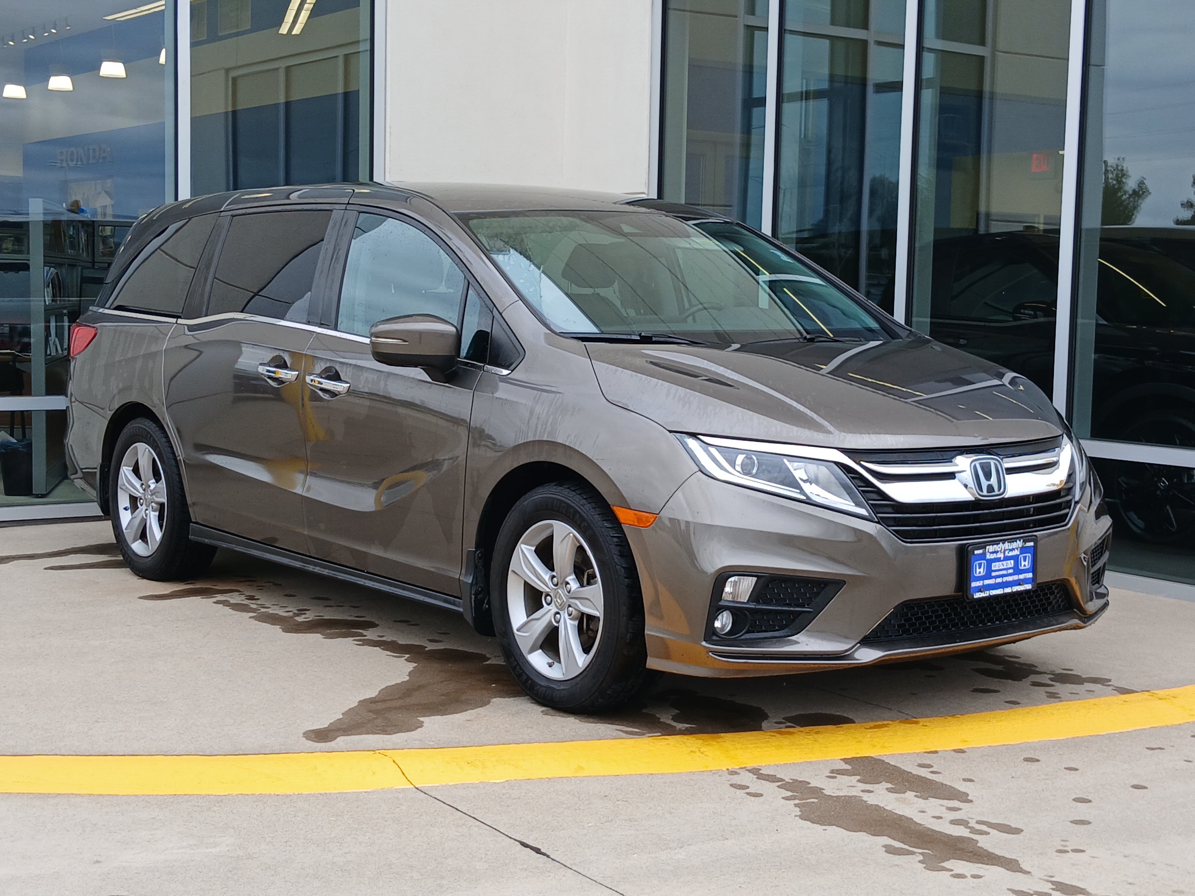 Used 2019 Honda Odyssey EX image 4
