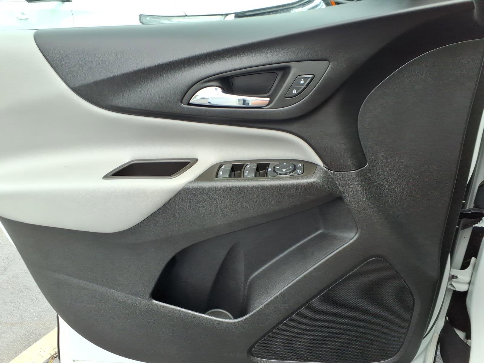 Used 2023 Chevrolet Equinox LT FWD image 23