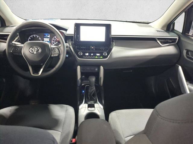 Certified 2025 Toyota Corolla Cross LE FWD image 17
