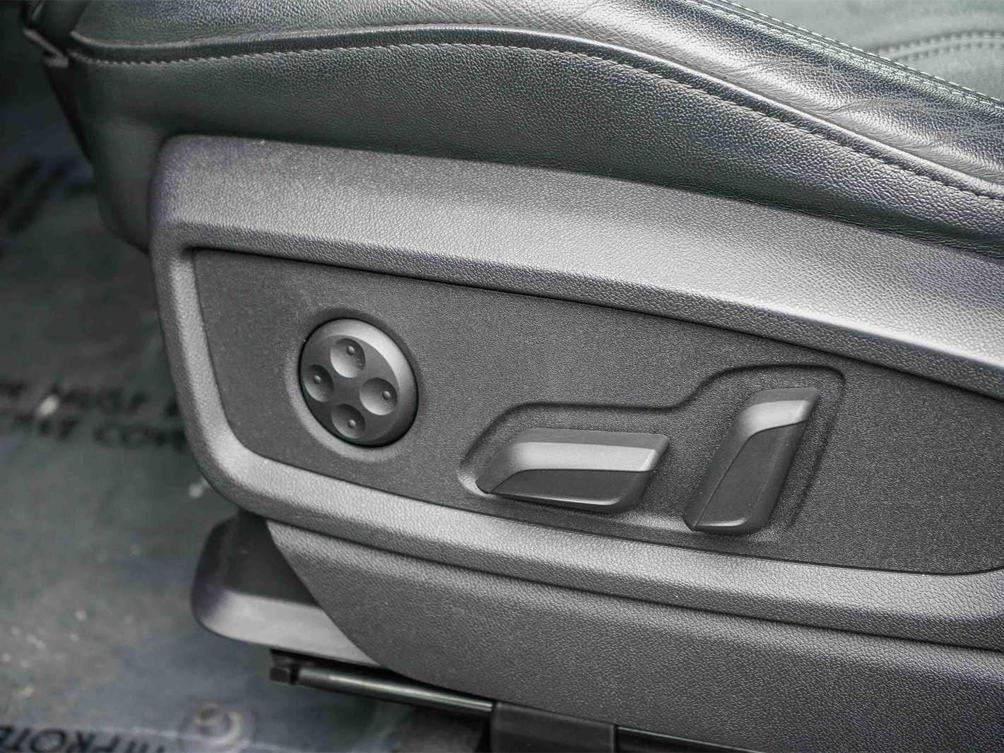 Used 2023 Audi Q5 e Premium Plus w/ Premium Plus Package image 20