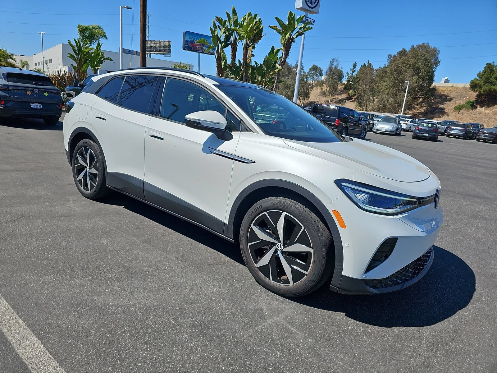 Used 2023 Volkswagen ID.4 S RWD image 3