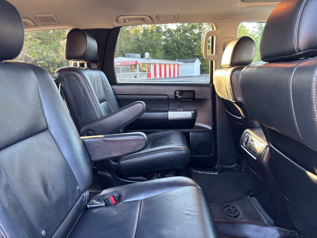 Used 2018 Toyota Sequoia TRD Sport AWD/4WD image 25