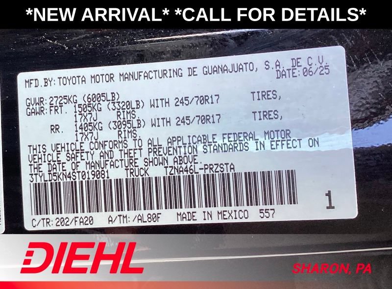 Used 2025 Toyota Tacoma SR AWD/4WD image 17