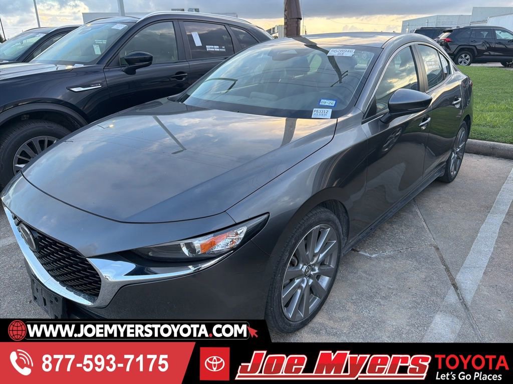 Used 2025 MAZDA MAZDA3 s FWD image 1
