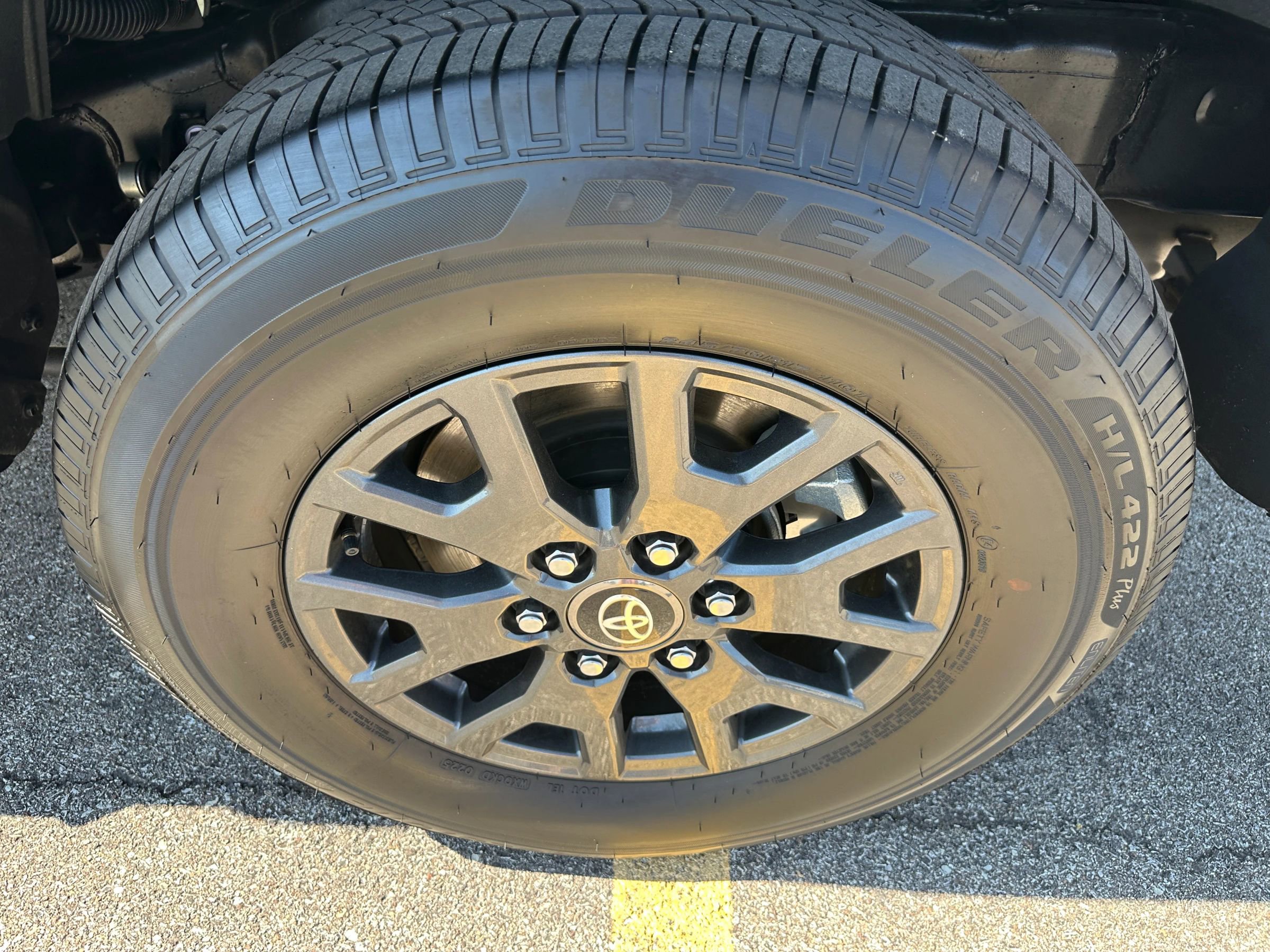 Used 2025 Toyota 4Runner SR5 image 5